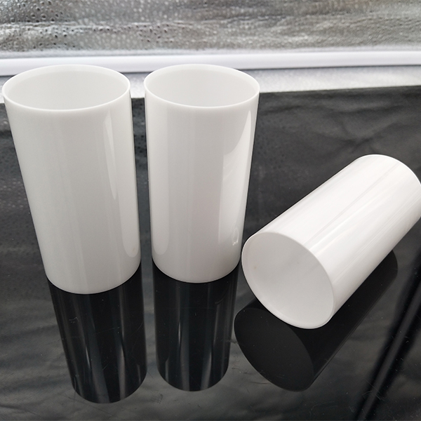 哪些因素会影响氧化铝荔枝视频黄色APP在线观看透明性?